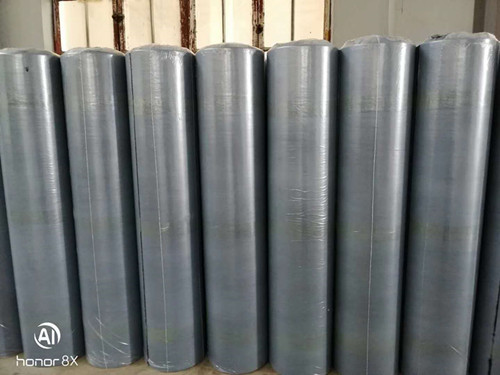 反應(yīng)型交叉膜濕鋪自粘防水卷材